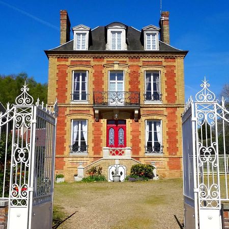 Villa L'Ajoussienne Esterno foto