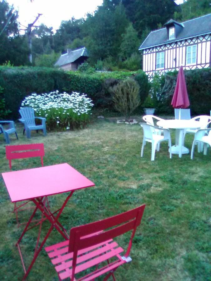 Villa L'Ajoussienne Esterno foto