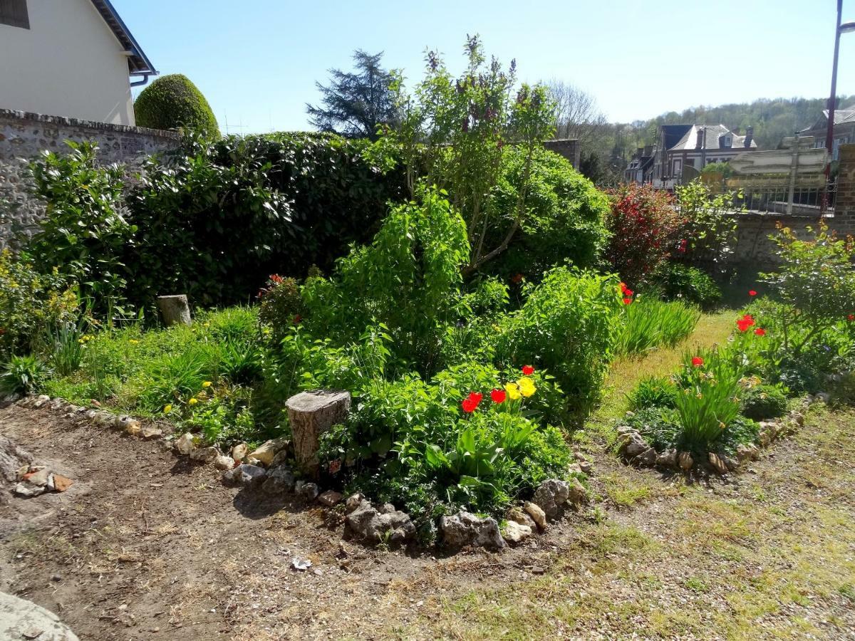 Villa L'Ajoussienne Esterno foto